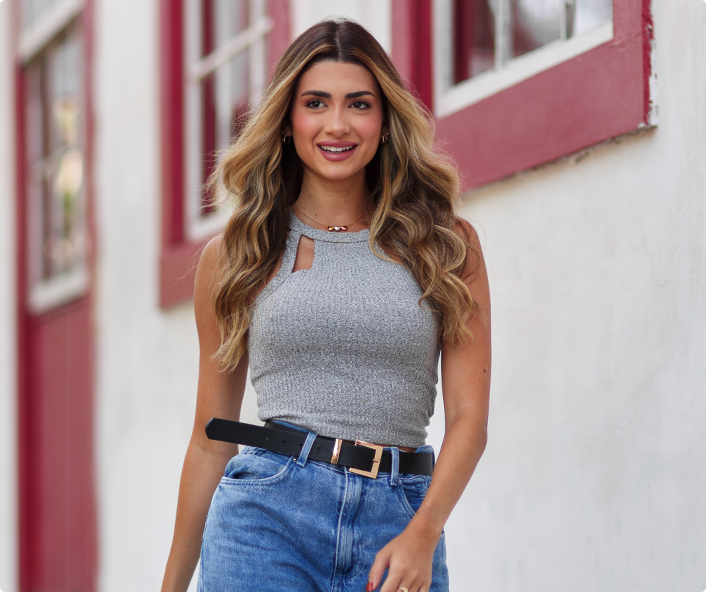 The Effortless Charm of Women's Casual Jeans